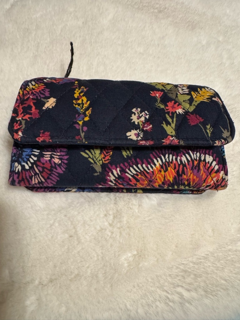 Vera Bradley Women’s Navy Floral Quilted Midnight Gardens trifold wallet